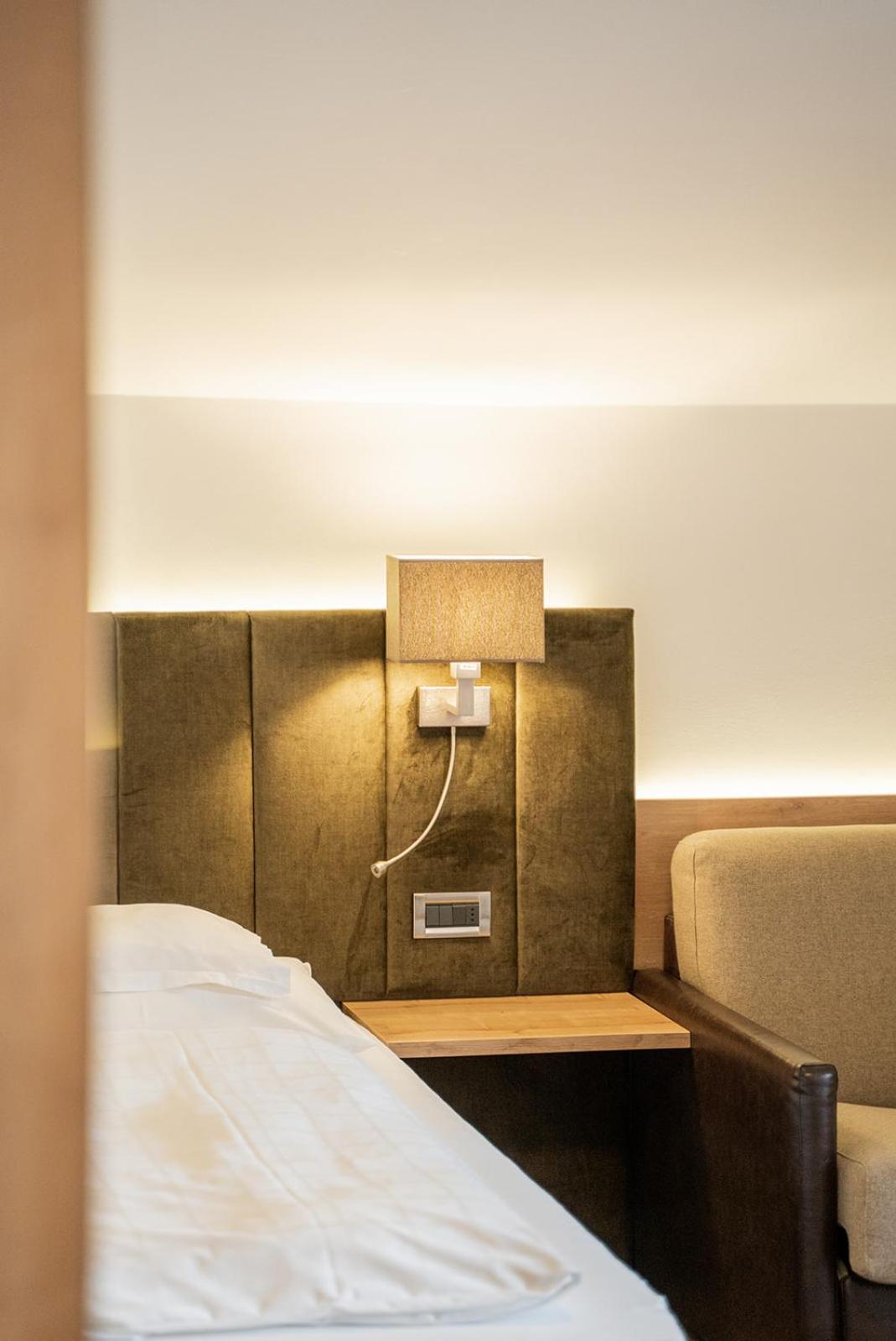 Hotel Brunnhofer 티롤로 외부 사진